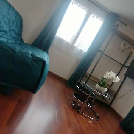 Cocon 10 Minutes à Pied Du Circuit 24 H / Musée 24h / Grand Prix / Moto / Centre Des Exposition / Antares / Boulerie Jump