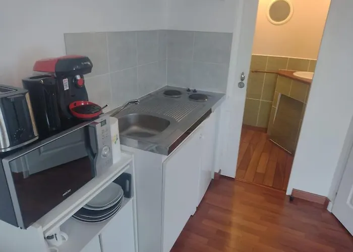 Cocon 10 Minutes A Pied Du Circuit 24 H / Musee 24h / Grand Prix / Moto / Centre Des Exposition / Antares / Boulerie Jump