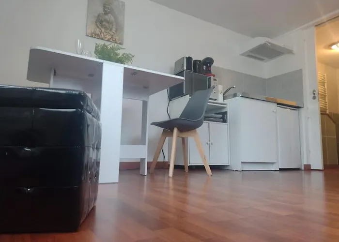 Cocon 10 Minutes A Pied Du Circuit 24 H / Musee 24h / Grand Prix / Moto / Centre Des Exposition / Antares / Boulerie Jump * Le Mans